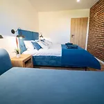 Cztery Pory Roku Apartman Wiele