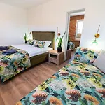Apartman Cztery Pory Roku Wiele