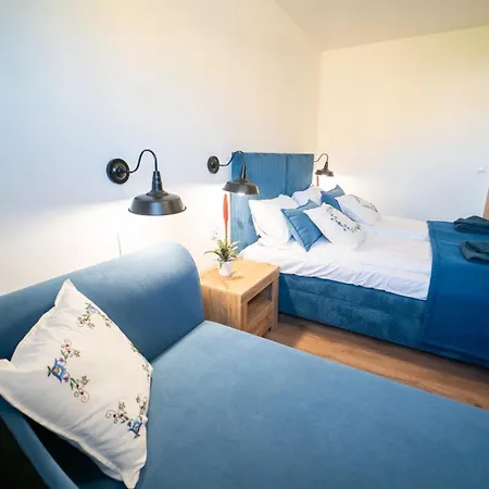 Cztery Pory Roku ויילה