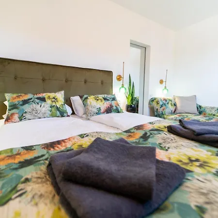 Cztery Pory Roku ויילה