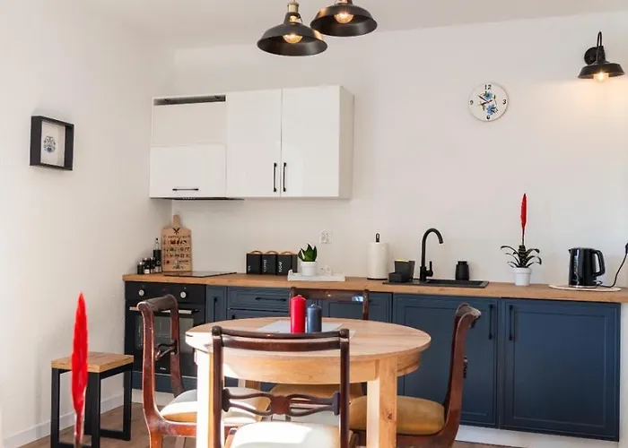 Cztery Pory Roku 公寓